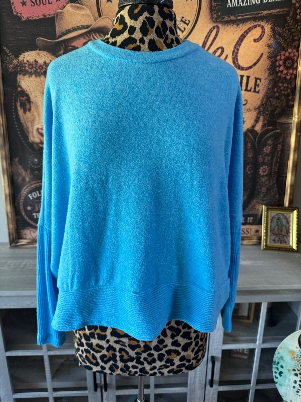 ZENANA  Light Blue Women's Crewneck Sweater Sz L/XL